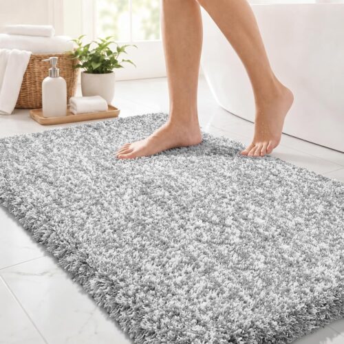 Light Grey and White Microfibre Bath Mat